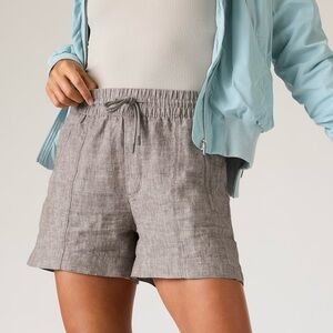 Athleta Retreat linen mid-rise shorts in Pyrite